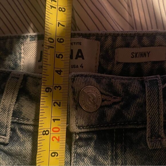 New Look Petite Jenna Skinny Jeans SZ 4 Sun Washed Raw Hem Capsule Wardrobe - Picture 9 of 10